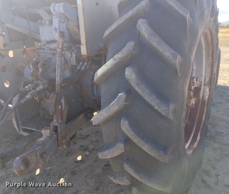 image for item DK8849 1989 White 120T  tractor