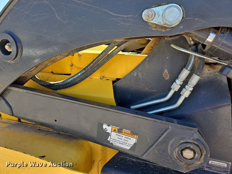 image for item DN8605 2017 New Holland C232  tracked skid steer loader