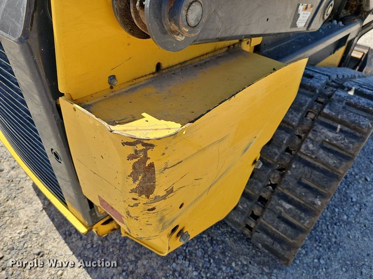 image for item DN8605 2017 New Holland C232  tracked skid steer loader