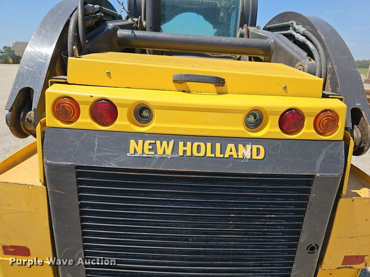 image for item DN8605 2017 New Holland C232  tracked skid steer loader