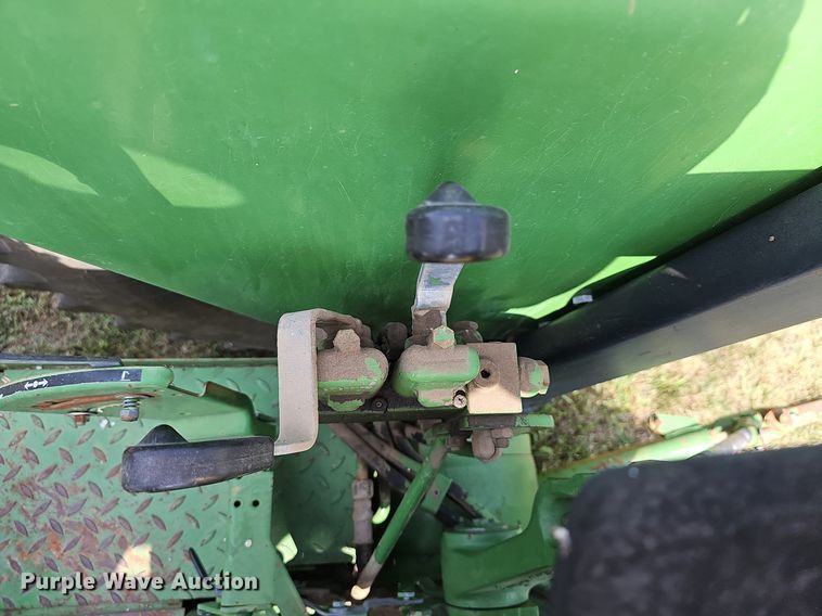 image for item DN8725 1988 John Deere 2955  tractor