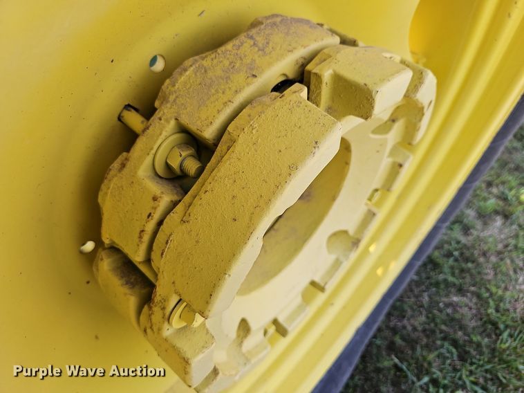 image for item DN8725 1988 John Deere 2955  tractor