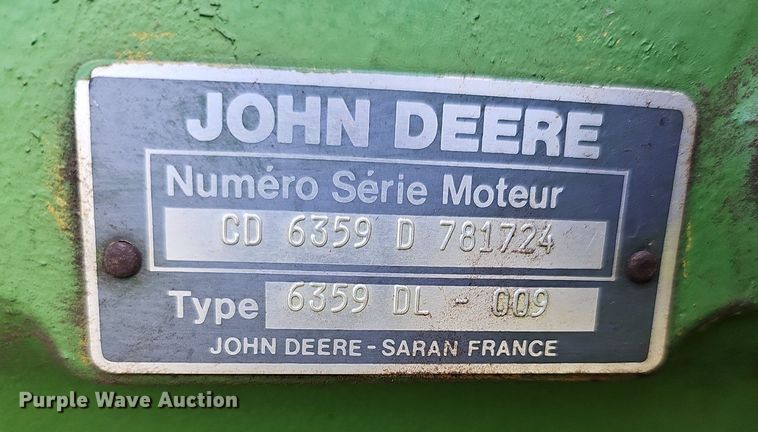 image for item DN8725 1988 John Deere 2955  tractor
