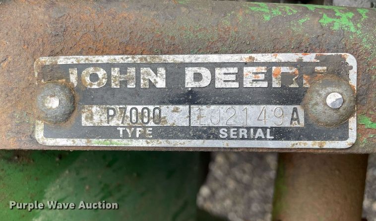 image for item DP0102 John Deere 7000  no-till planter