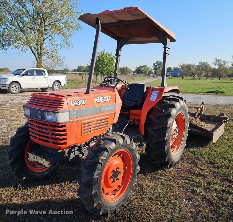 image for item DP2473 1993 Kubota L4350  MFWD tractor