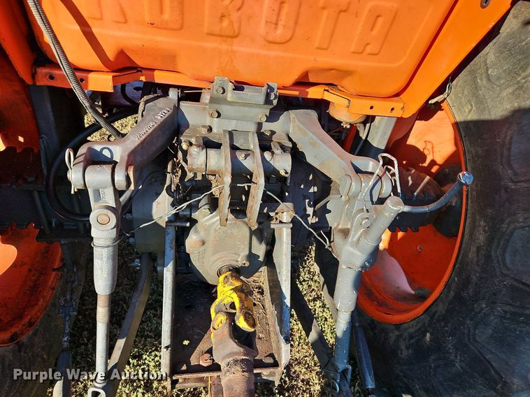 image for item DP2473 1993 Kubota L4350  MFWD tractor