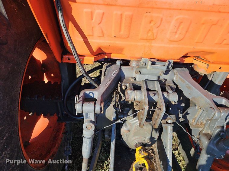 image for item DP2473 1993 Kubota L4350  MFWD tractor