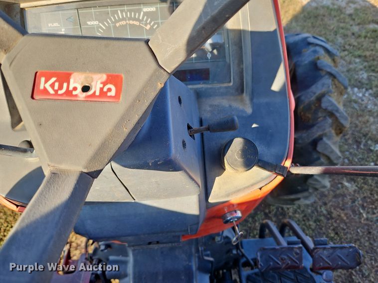 image for item DP2473 1993 Kubota L4350  MFWD tractor