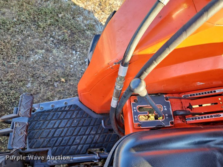 image for item DP2473 1993 Kubota L4350  MFWD tractor