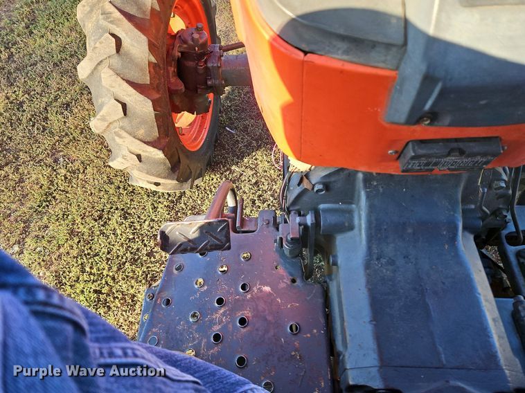 image for item DP2473 1993 Kubota L4350  MFWD tractor