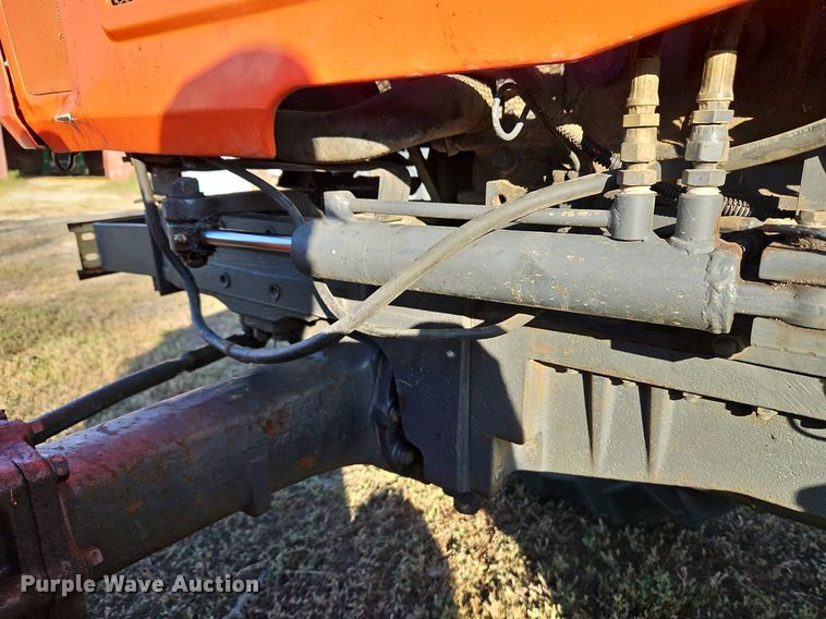 image for item DP2473 1993 Kubota L4350  MFWD tractor