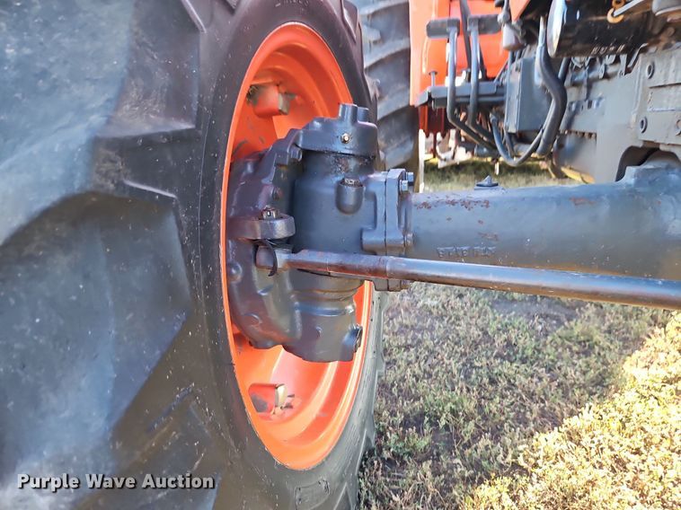 image for item DP2473 1993 Kubota L4350  MFWD tractor