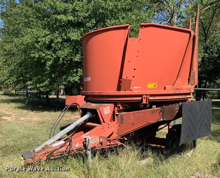 image for item DP8687 Hesston BP25  bale processor