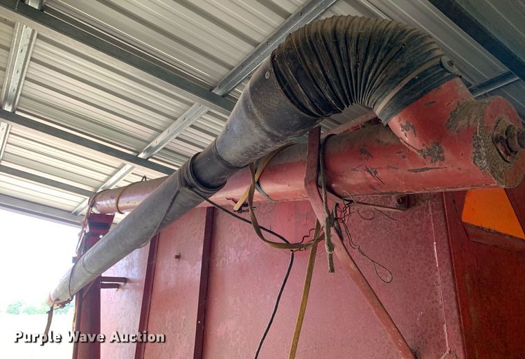 image for item DP8692 Westfield DRX  grain wagon