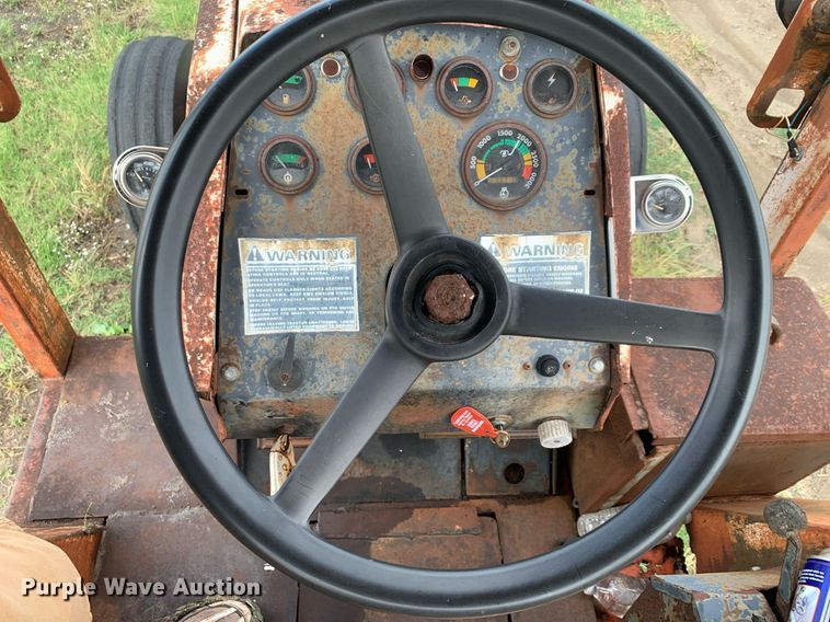 image for item DP8730 Case 1175 Agri King  tractor