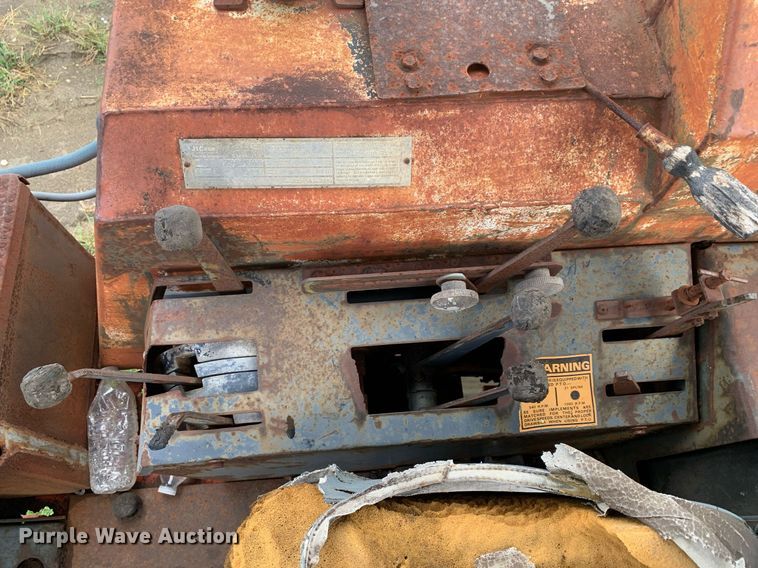 image for item DP8730 Case 1175 Agri King  tractor