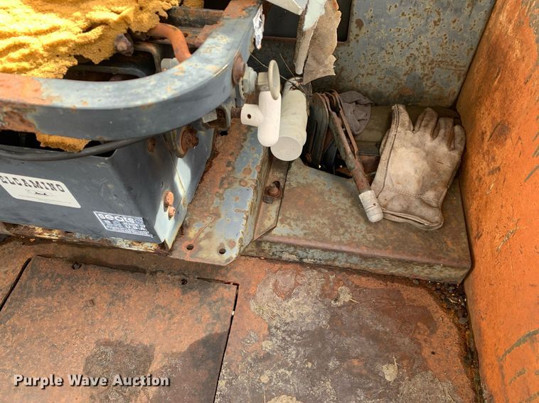 image for item DP8730 Case 1175 Agri King  tractor