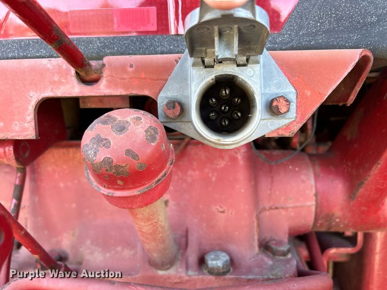 image for item DQ0961 1979 International 1486  tractor