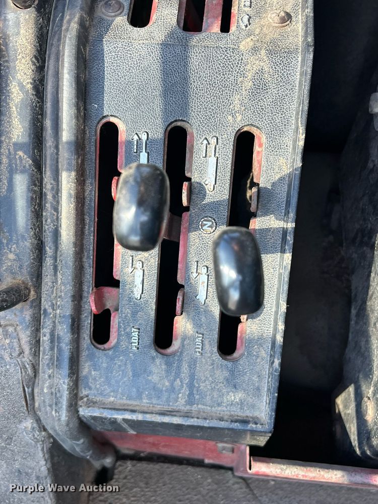 image for item DQ0961 1979 International 1486  tractor