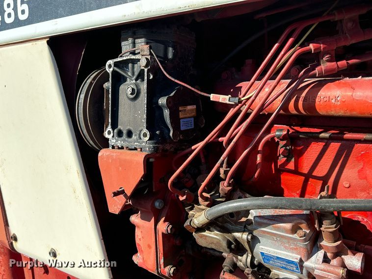 image for item DQ0961 1979 International 1486  tractor