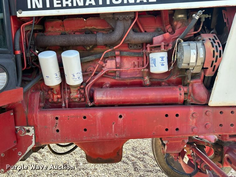 image for item DQ0961 1979 International 1486  tractor