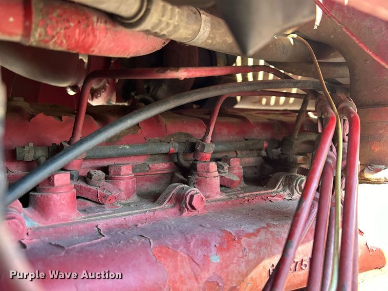 image for item DQ0961 1979 International 1486  tractor