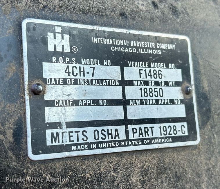image for item DQ0961 1979 International 1486  tractor