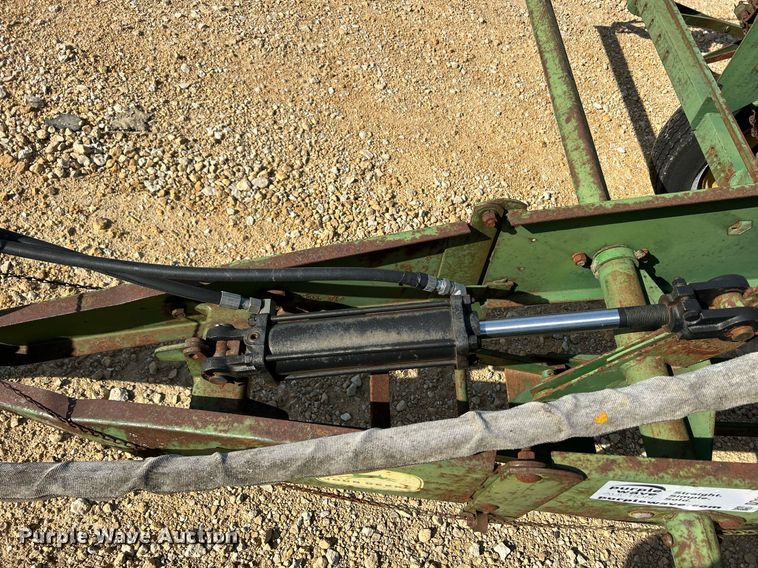 image for item DQ1007 John Deere 495A  planter