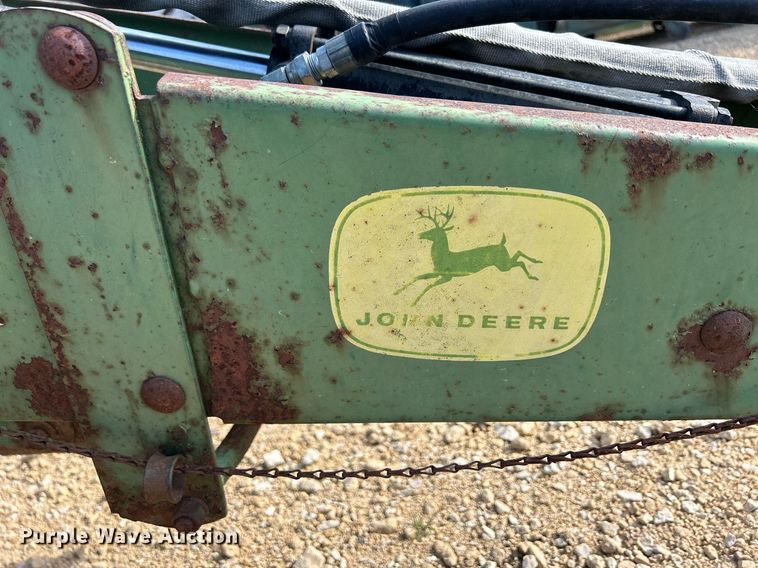 image for item DQ1007 John Deere 495A  planter