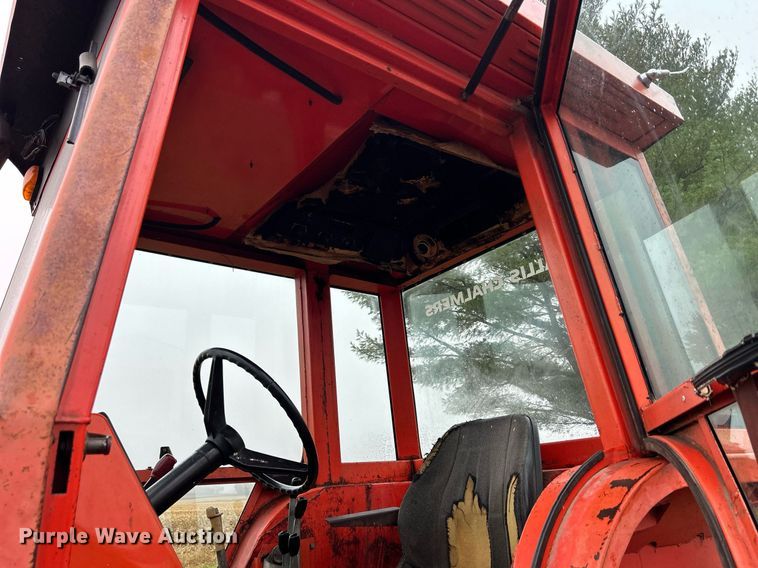 image for item DQ1016 1982 Allis-Chalmers 6080  tractor