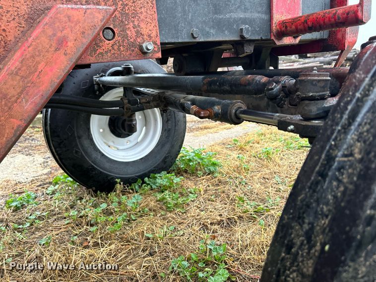 image for item DQ1016 1982 Allis-Chalmers 6080  tractor