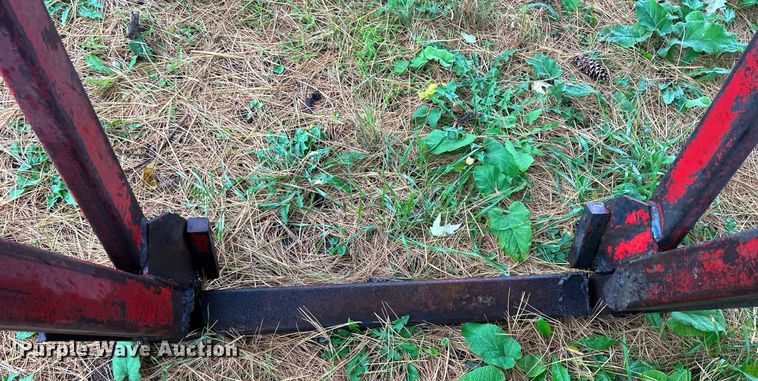 image for item DQ1016 1982 Allis-Chalmers 6080  tractor