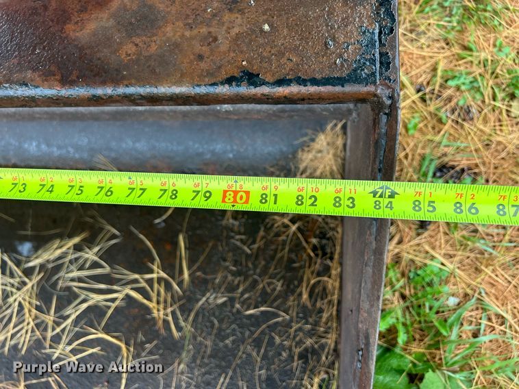 image for item DQ1016 1982 Allis-Chalmers 6080  tractor