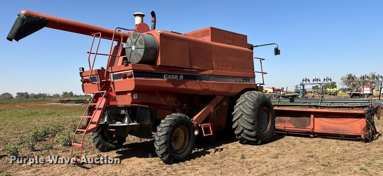 image for item DQ1461 1997 Case IH 2188  combine