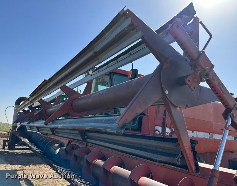 image for item DQ1461 1997 Case IH 2188  combine