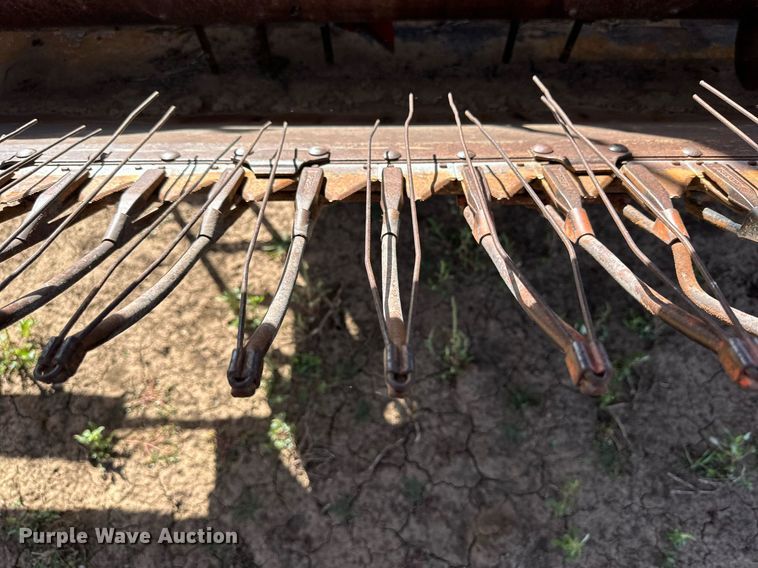 image for item DQ1461 1997 Case IH 2188  combine