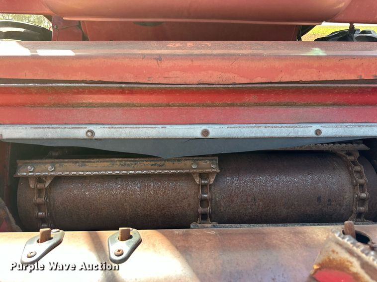 image for item DQ1461 1997 Case IH 2188  combine