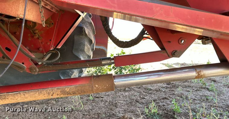 image for item DQ1461 1997 Case IH 2188  combine