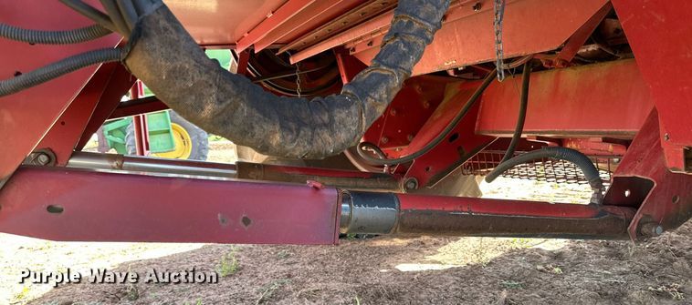 image for item DQ1461 1997 Case IH 2188  combine