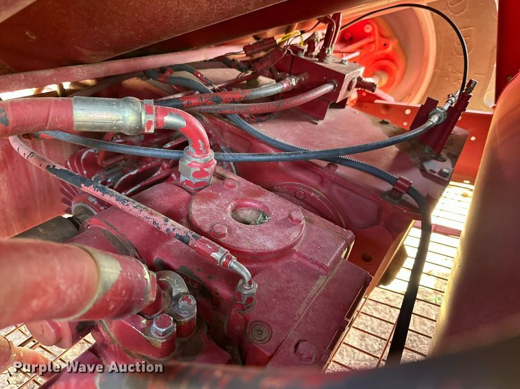 image for item DQ1461 1997 Case IH 2188  combine