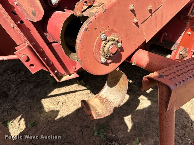 image for item DQ1461 1997 Case IH 2188  combine