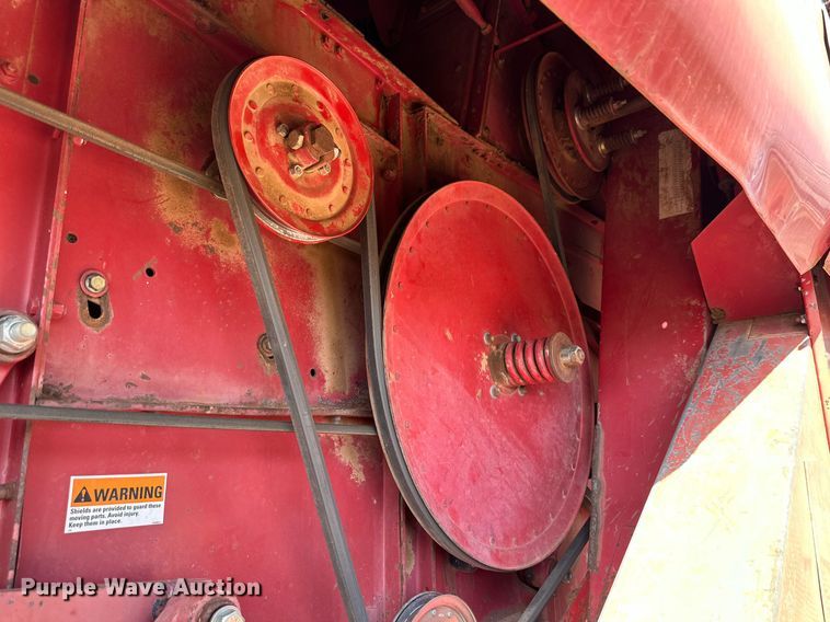 image for item DQ1461 1997 Case IH 2188  combine