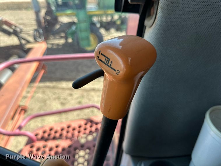 image for item DQ1461 1997 Case IH 2188  combine