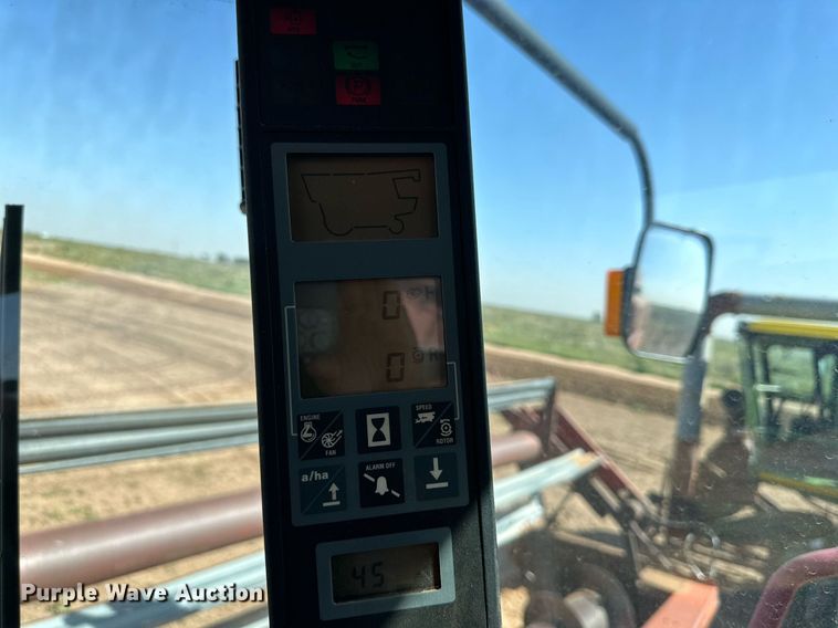 image for item DQ1461 1997 Case IH 2188  combine