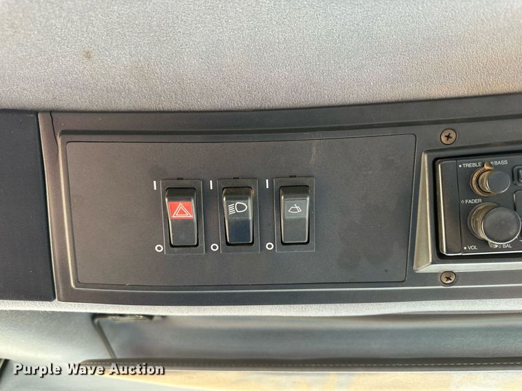 image for item DQ1461 1997 Case IH 2188  combine