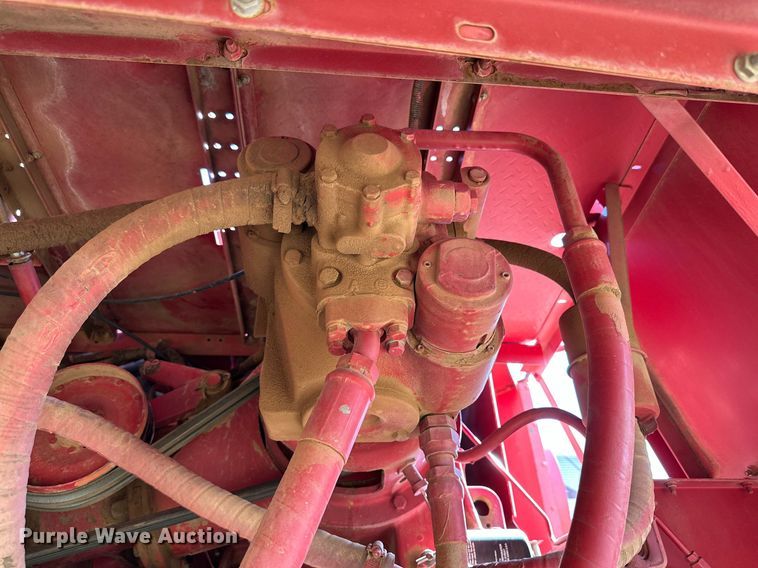 image for item DQ1461 1997 Case IH 2188  combine