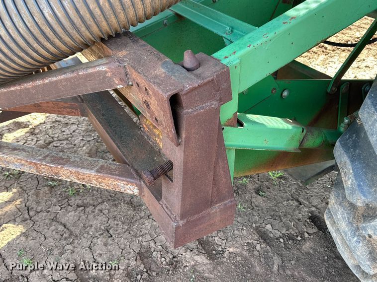 image for item DQ1462 John Deere 484  cotton picker