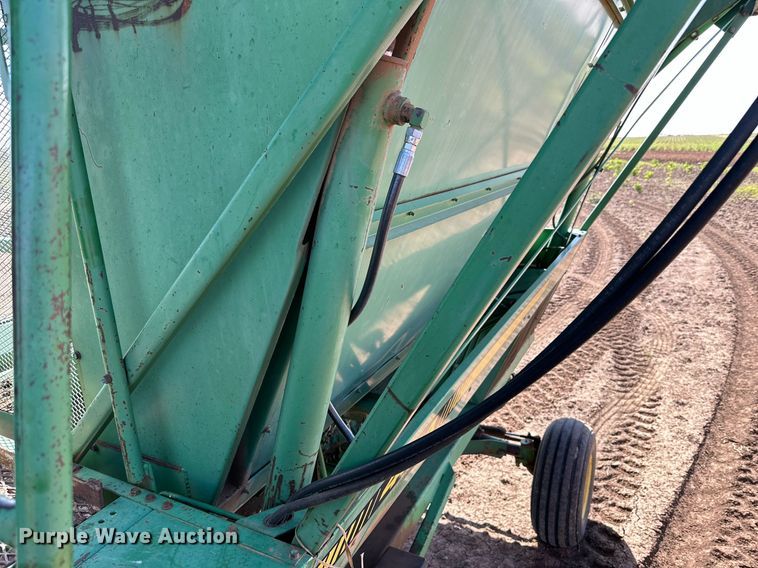 image for item DQ1462 John Deere 484  cotton picker