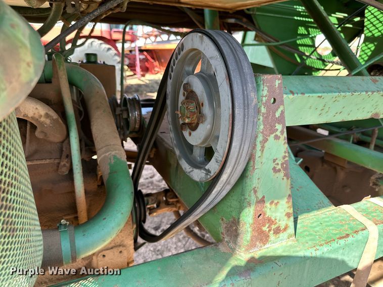 image for item DQ1462 John Deere 484  cotton picker