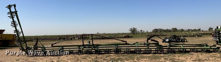 image for item DQ1463 Phares Wilkins  sandfighter